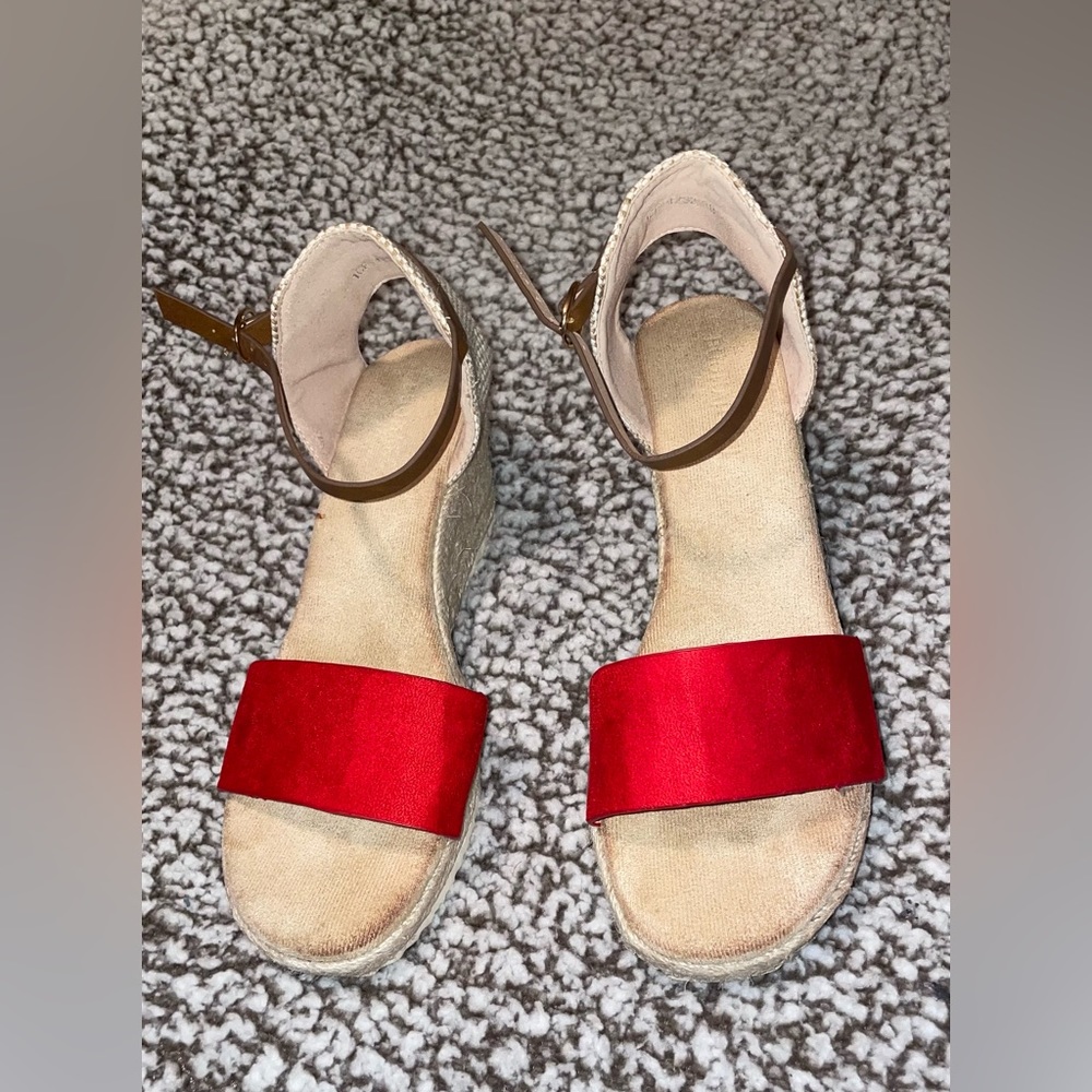 ORIGINAL SPAIN SPANDRILES RED NEVER  USED SIZE 8